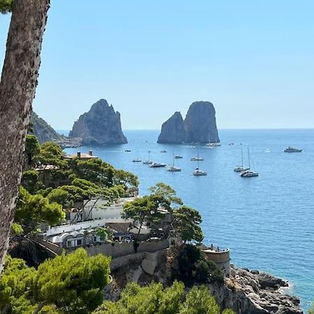 Exceptionnel Pieds Dans L'Eau Villa Capri Dış mekan fotoğraf