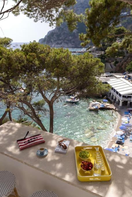 Exceptionnel Pieds Dans L'Eau Villa Capri Dış mekan fotoğraf