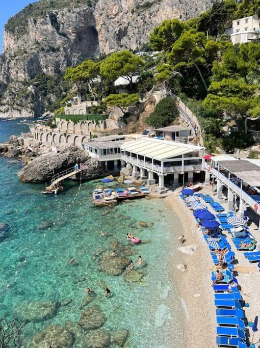 Exceptionnel Pieds Dans L'Eau Villa Capri Dış mekan fotoğraf