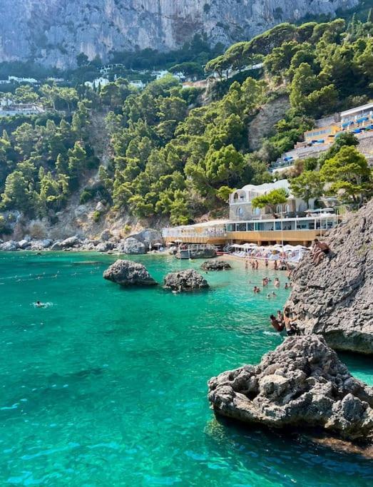 Exceptionnel Pieds Dans L'Eau Villa Capri Dış mekan fotoğraf